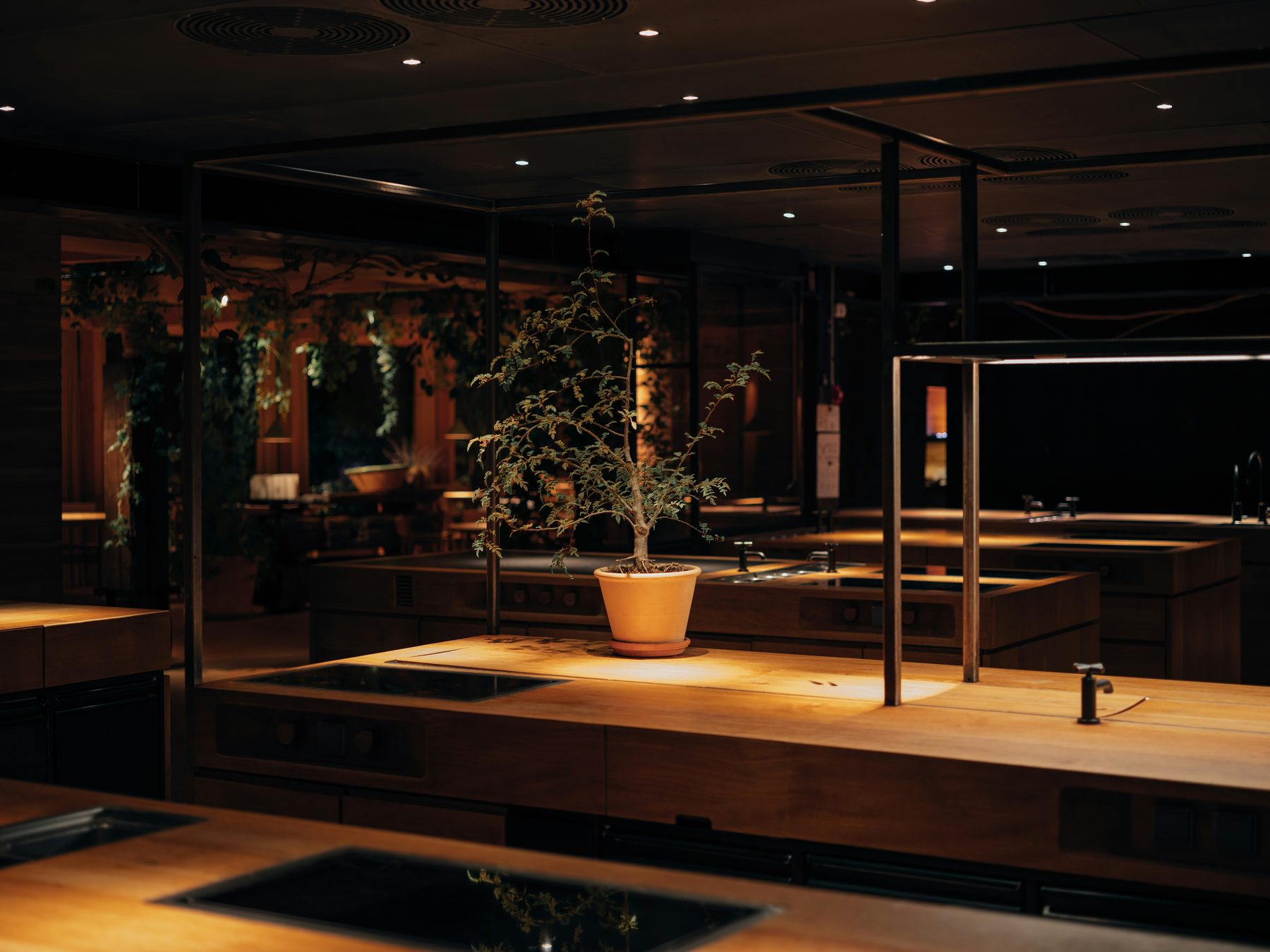 Restaurant-Küche bei Nacht